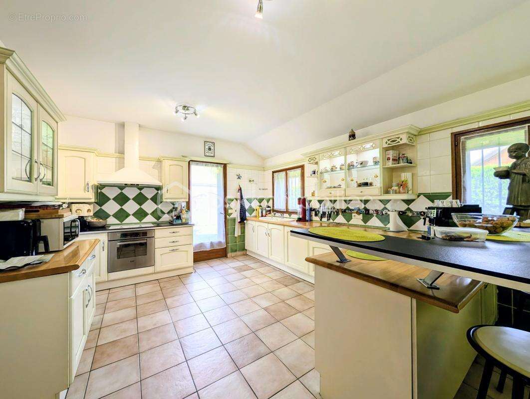 Hauteville-sur-fier --- maison --- 4 chambres --- garage --- jardin --- calme - photo 6