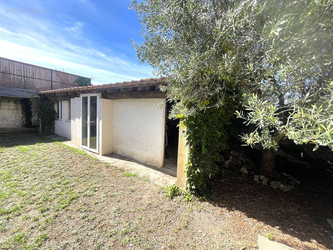 Maison à JONQUERETTES