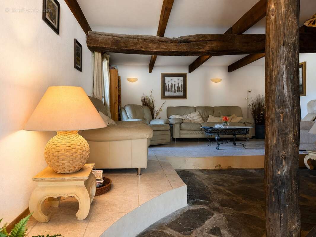 Maison de caractère en pierre avec piscine et sauna à la caunette - photo 17