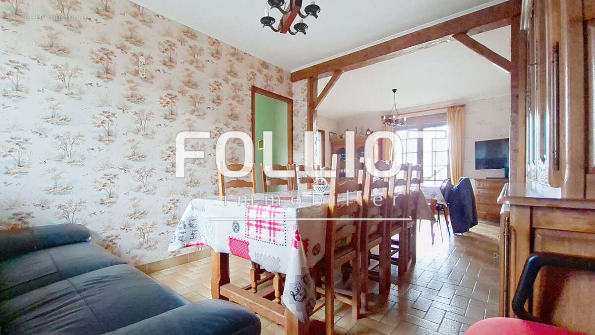 Maison à LA HAYE-PESNEL