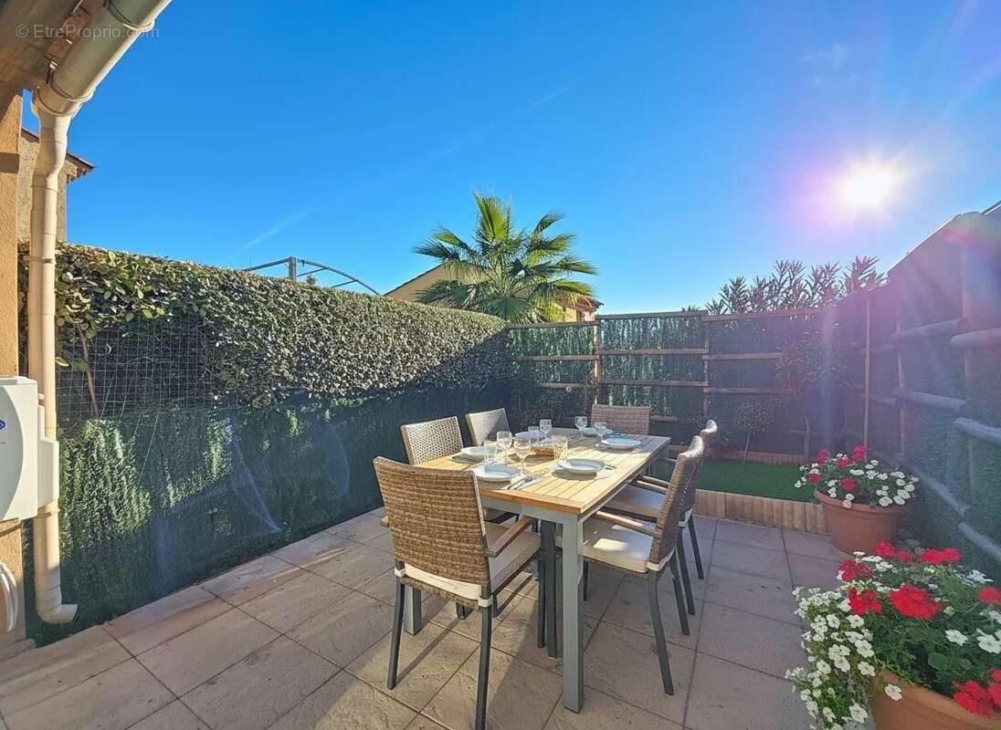 Appartement à VILLENEUVE-LOUBET