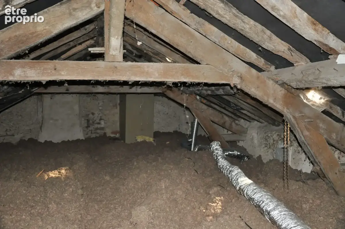 Belle maison rénovée en 2010, avec 2 chambres, terrain de 693 m2, louée 700 €/mois hors charges. - photo 20