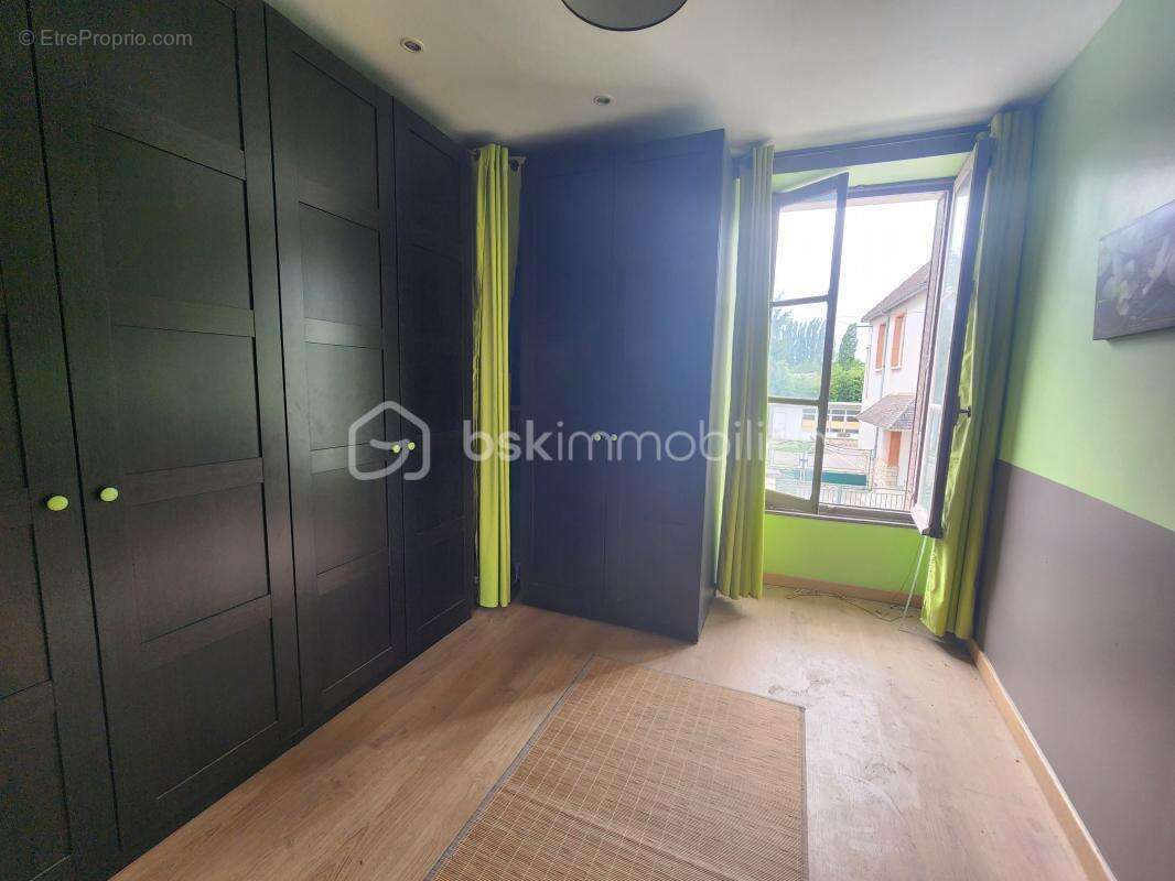 Maison à PONT-SUR-SEINE