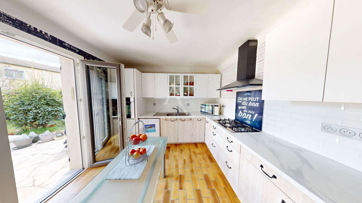 Maison à MARGUERITTES