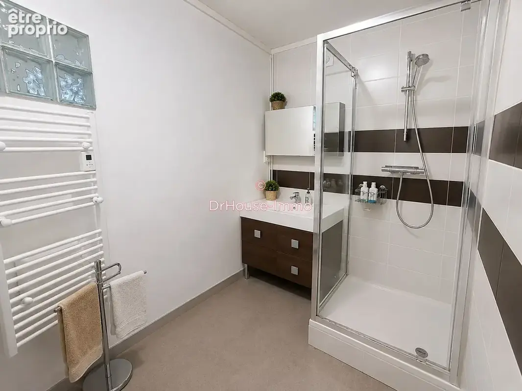 Appartement 80 m² à Bergerac  - photo 8