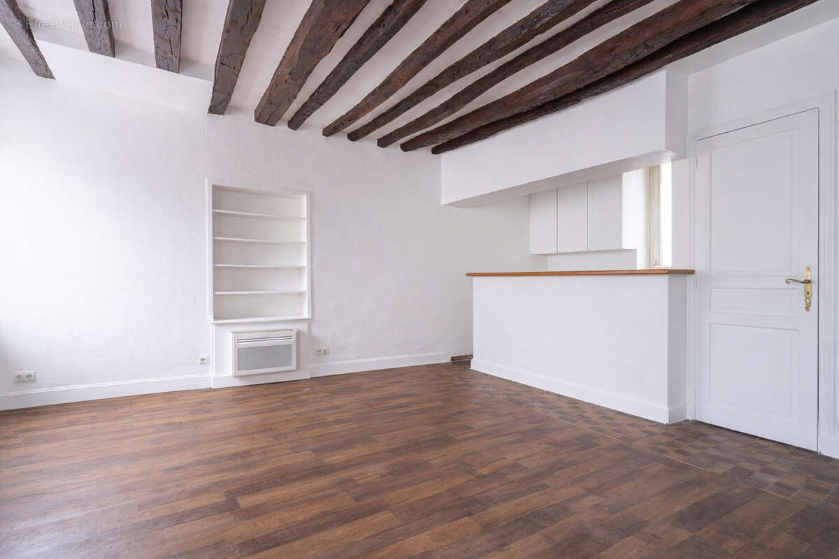 Appartement à PARIS-20E
