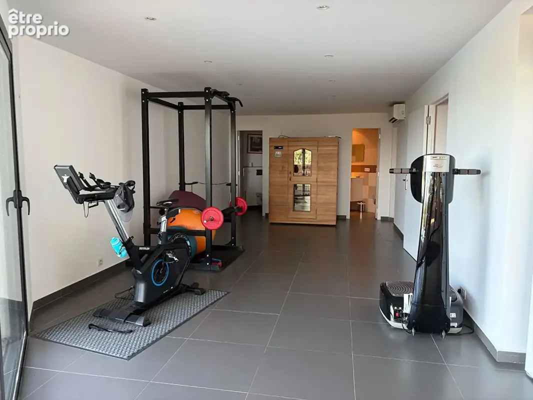 Villa contemporaine avec vue panoramique sur la baie de Saint-Cyprien - photo 12