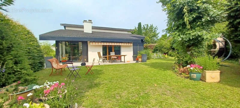 Maison individuelle 190 m2 garage et jardin - photo 11