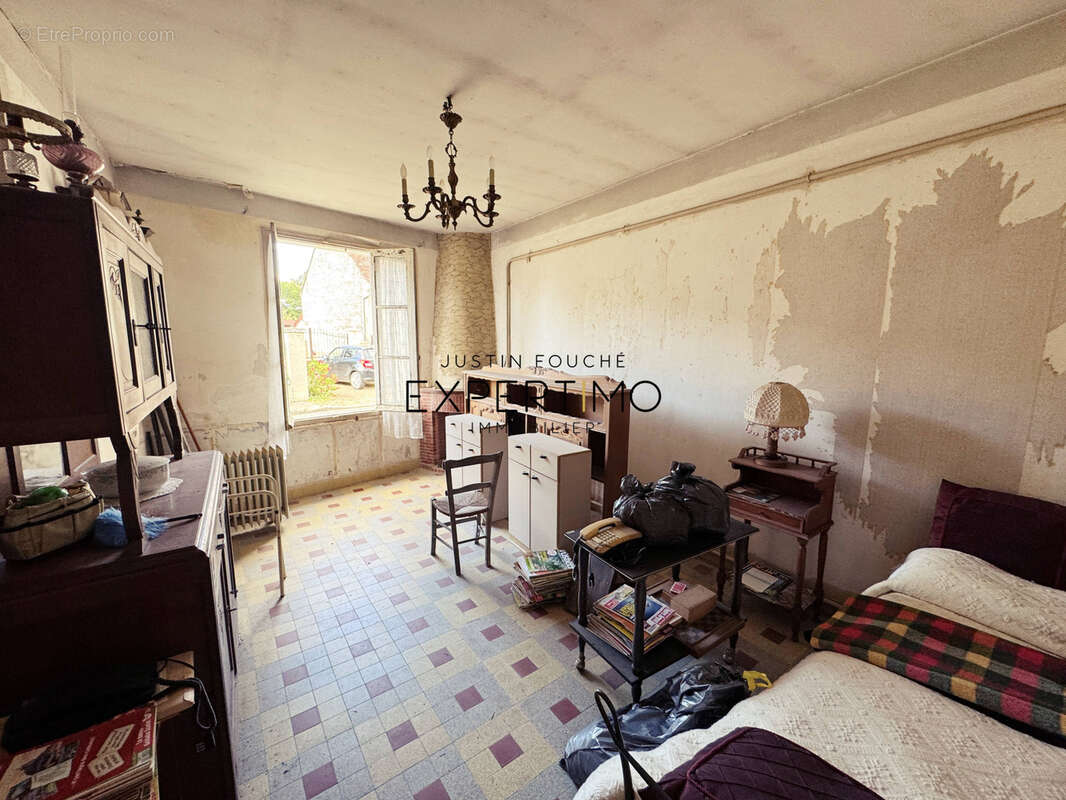 Maison à COUTURE-SUR-LOIR