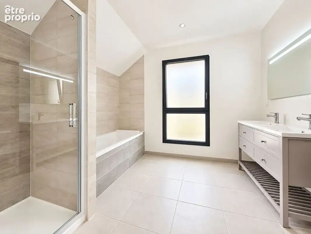 Belle maison contemporaine 6 pièces 122 m²  - en impasse ROMILLE - photo 10