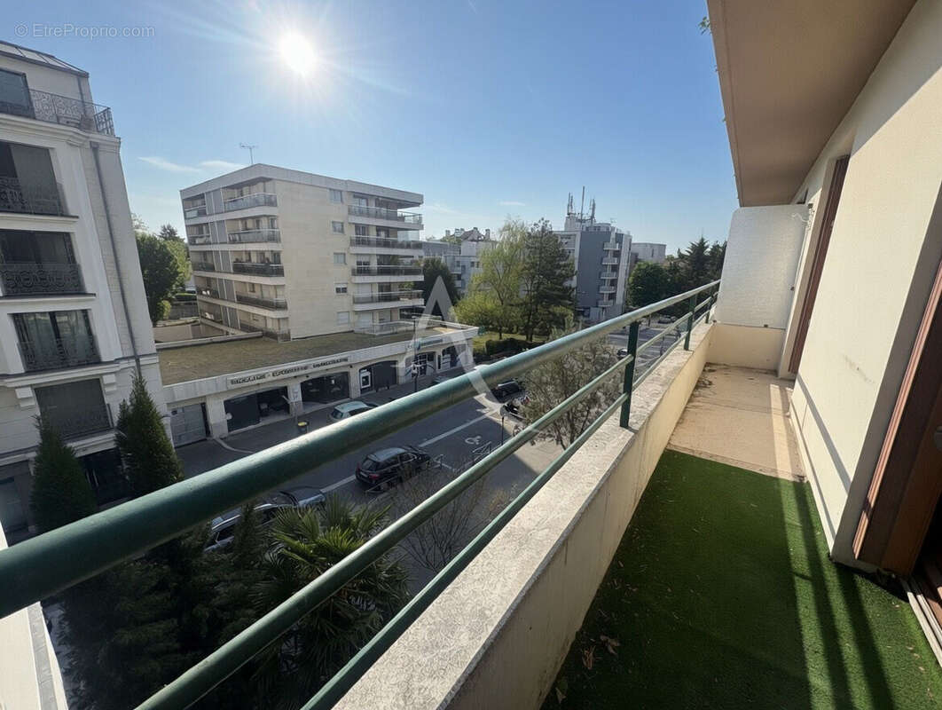 Appartement à FONTENAY-SOUS-BOIS