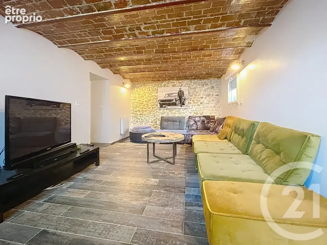 Appartement 4 pièces 101 m² à vendre à Brie-Comte-Robert (77170) - photo 9