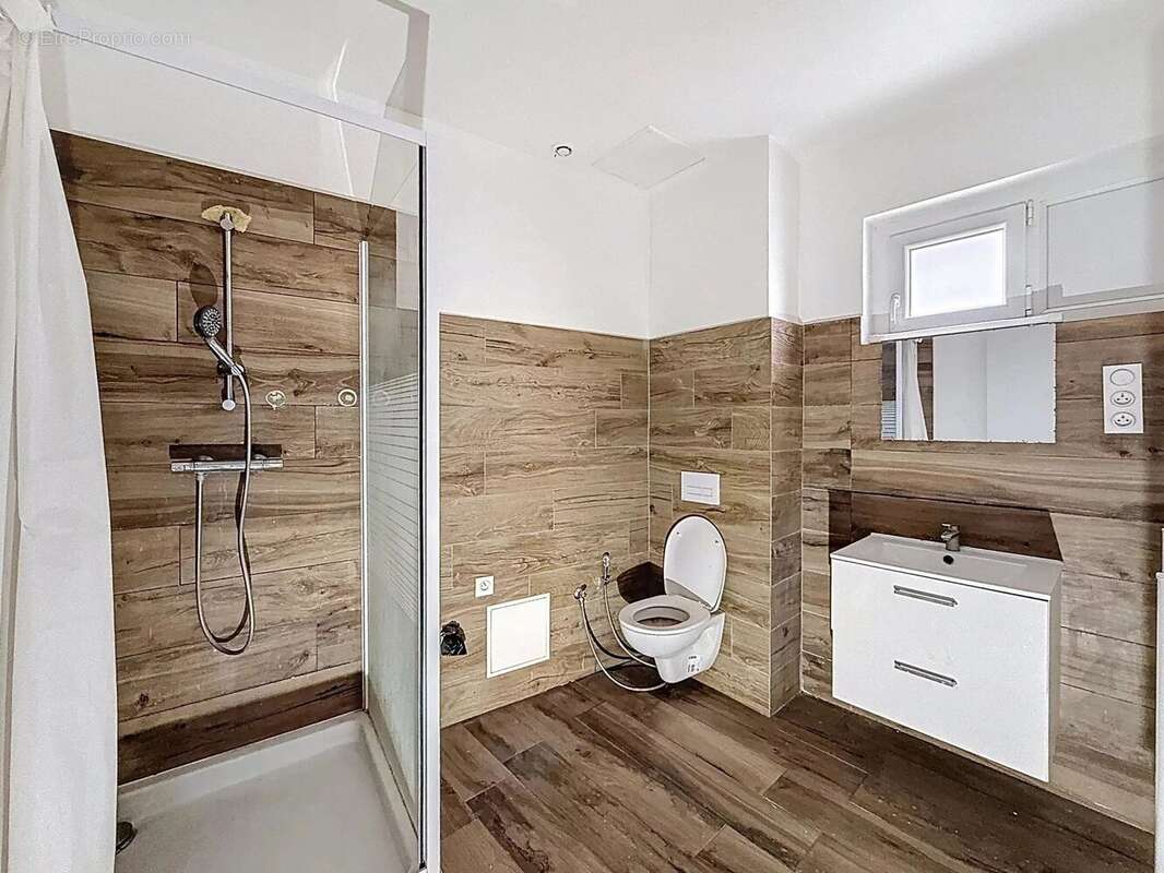 Appartement à BOURGOIN-JALLIEU