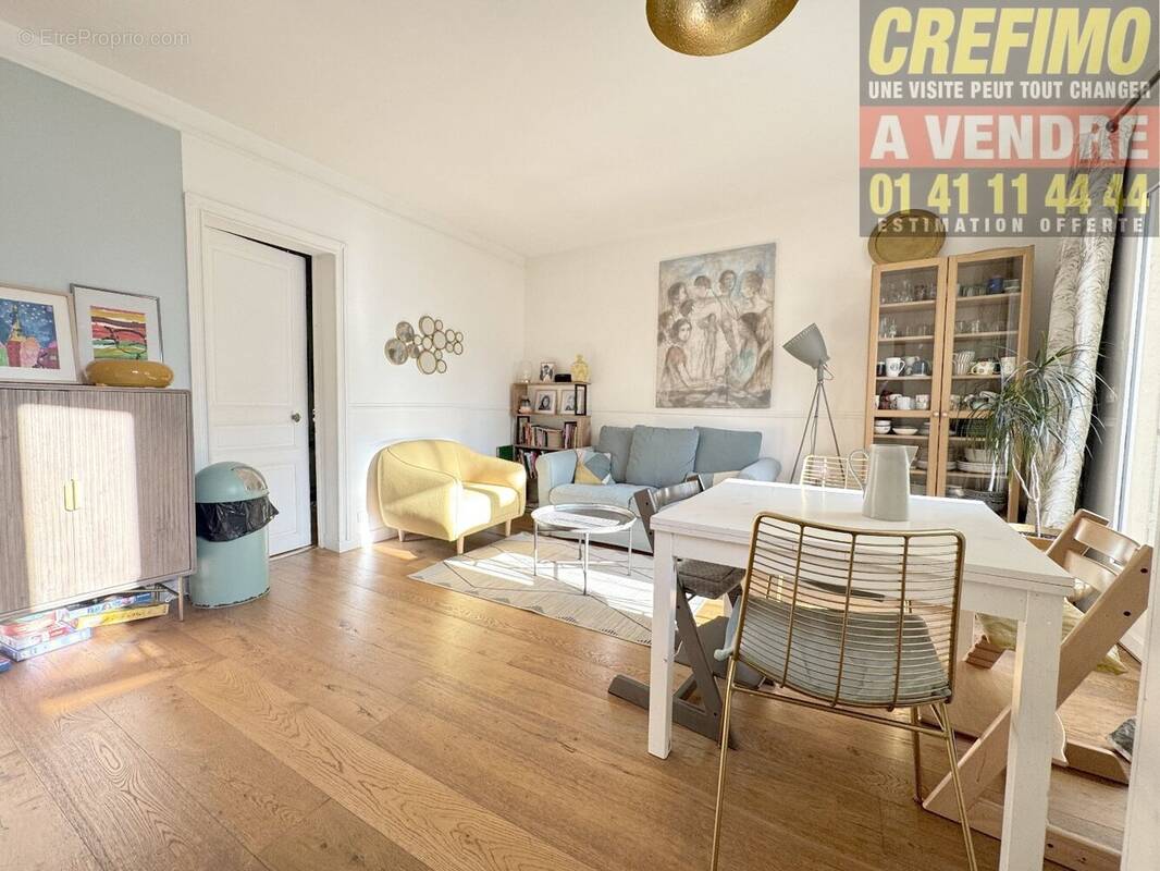 Appartement à COURBEVOIE