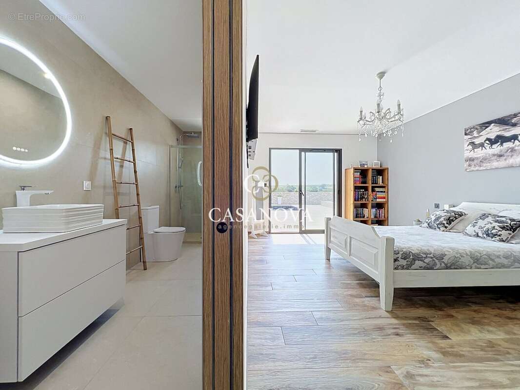 Villa d'exception : Panorama, Prestige & Potentiel à deux pas de Béziers et Pézenas - photo 9