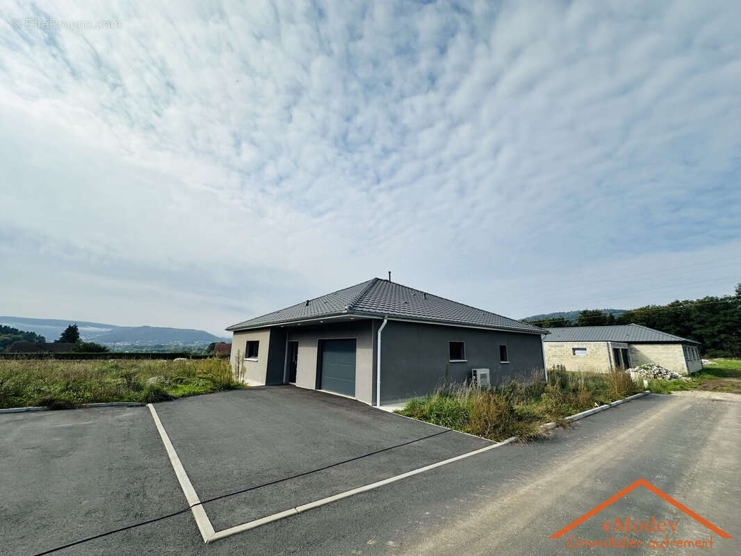 Maison à SAINT-ETIENNE-LES-REMIREMONT