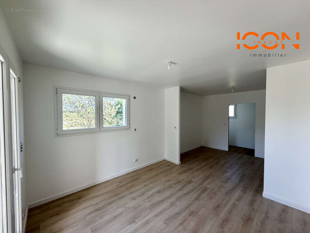 Maison 150 m² à Petit-Croix  - photo 8