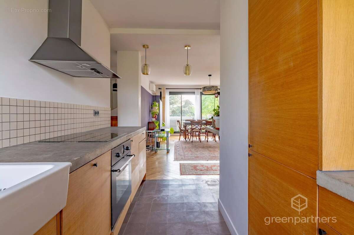 Appartement à NEUILLY-SUR-SEINE