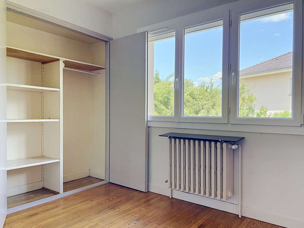 Appartement à AIX-LES-BAINS