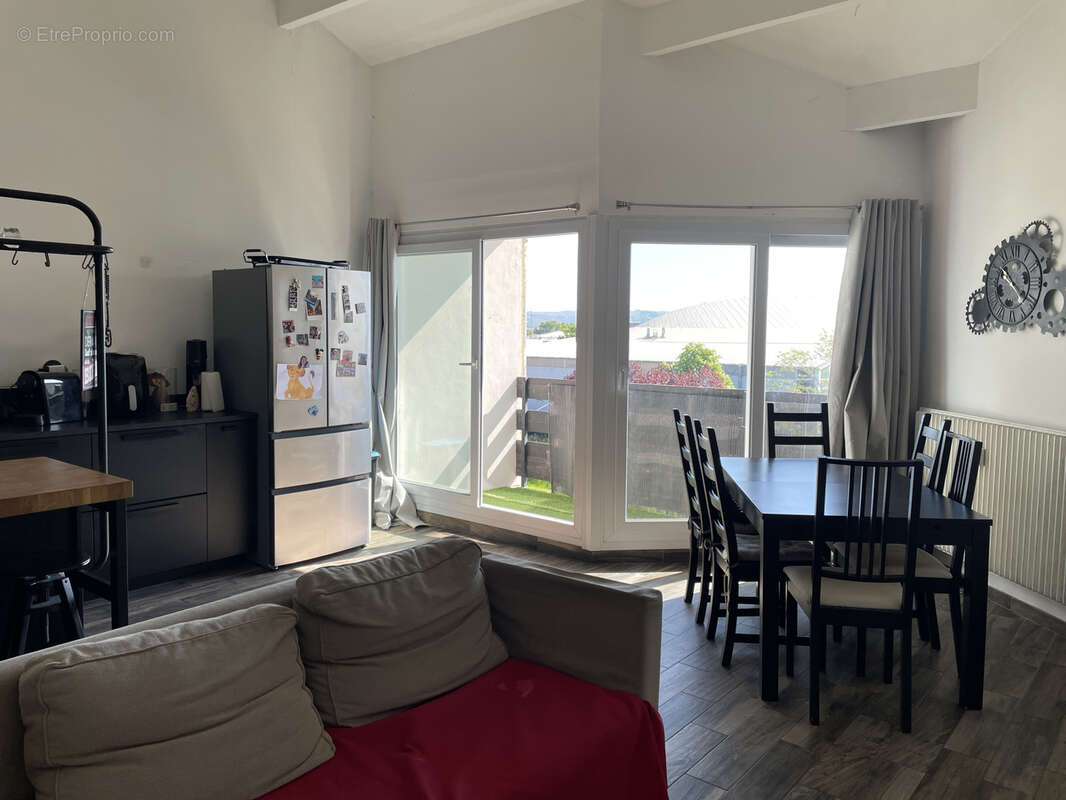 Appartement à ANDREZIEUX-BOUTHEON