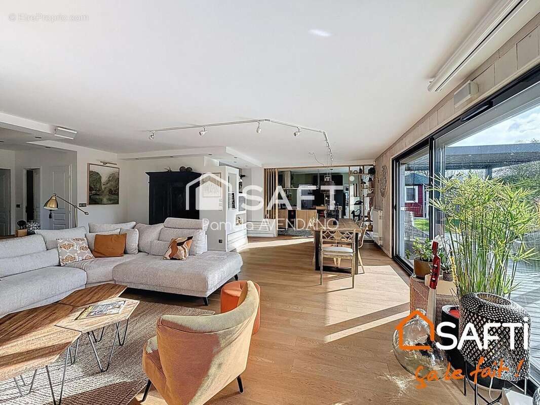 Photo 4 - Maison à LESIGNY