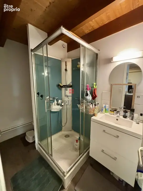 Ensemble immobilier de 108 m² loué - photo 4