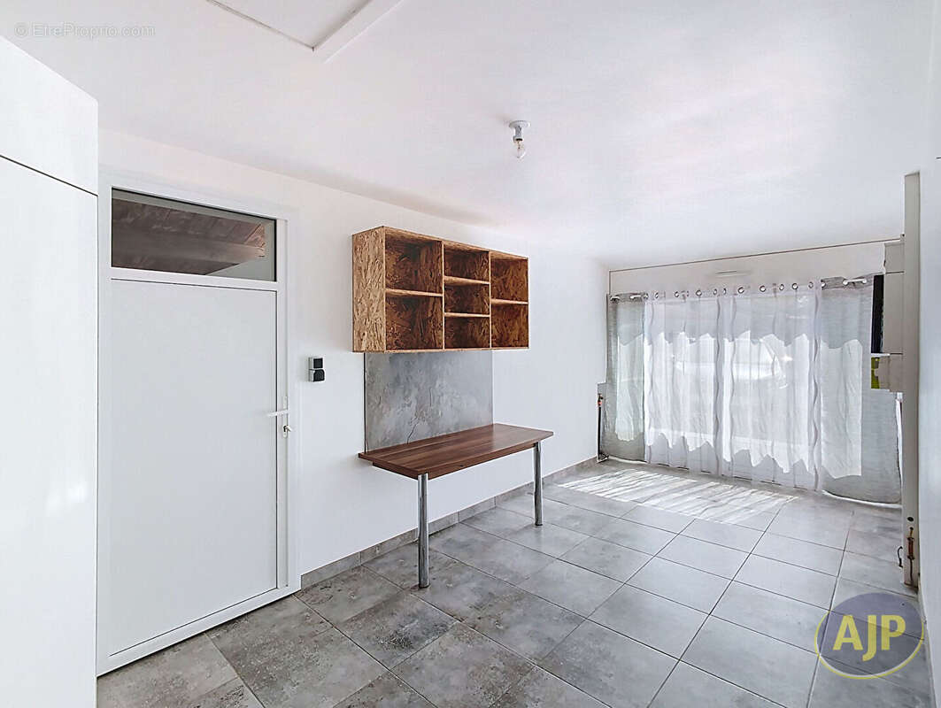 Maison à ROCHESERVIERE