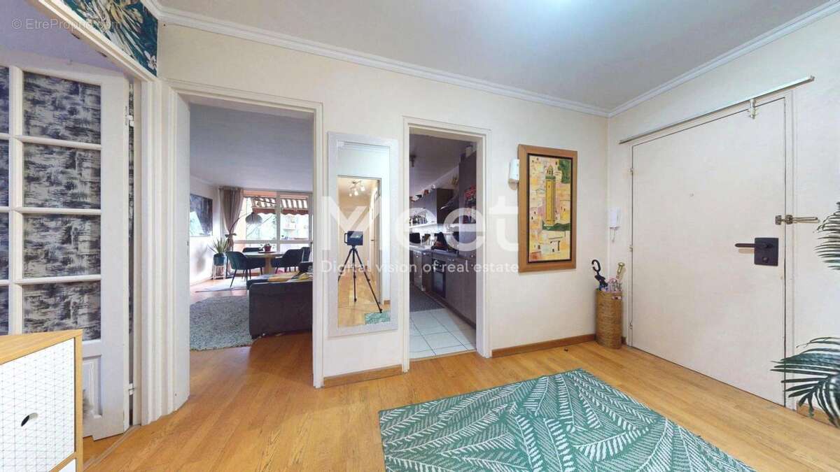 Appartement à ELANCOURT