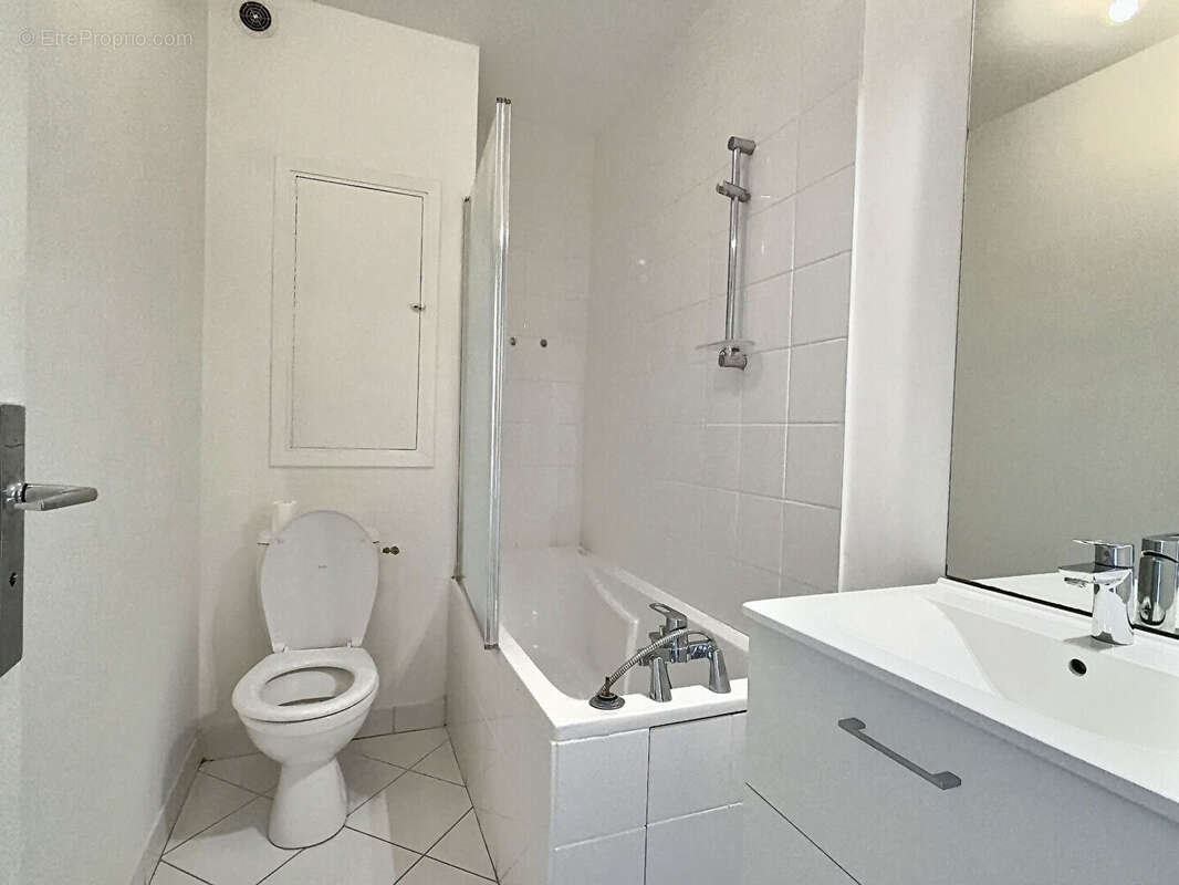 Appartement à PARIS-20E