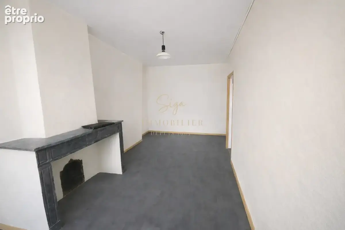 Appartement à MARSEILLE-1E