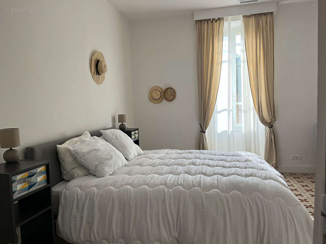 Maison à MAUBEC