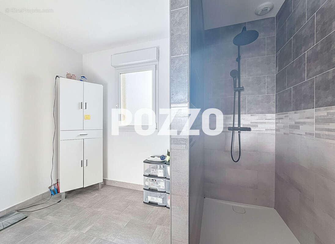 Maison à SAINT-PIERRE-LANGERS