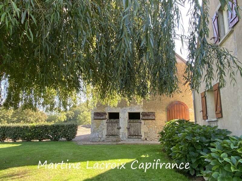 Maison à CORMES