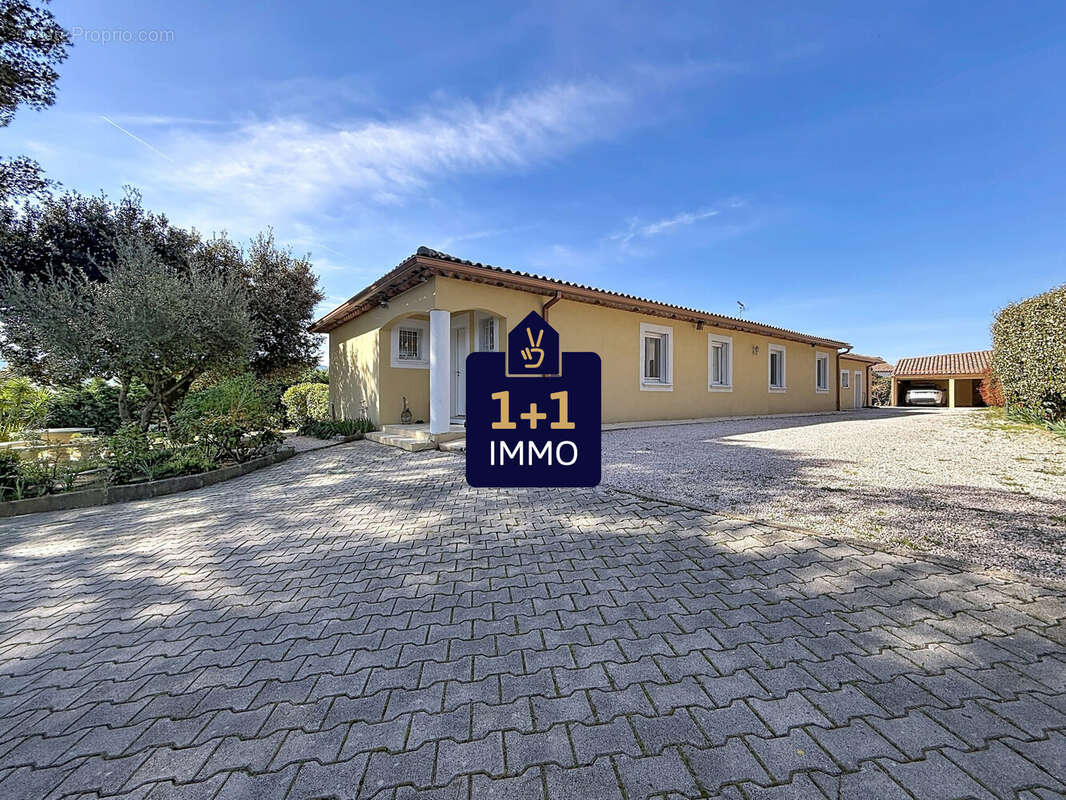 Maison à ROQUEBRUNE-SUR-ARGENS