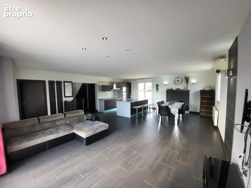 Maison 5 pièces 124 m² à vendre à Mercy-Le-Bas (54960) - photo 4