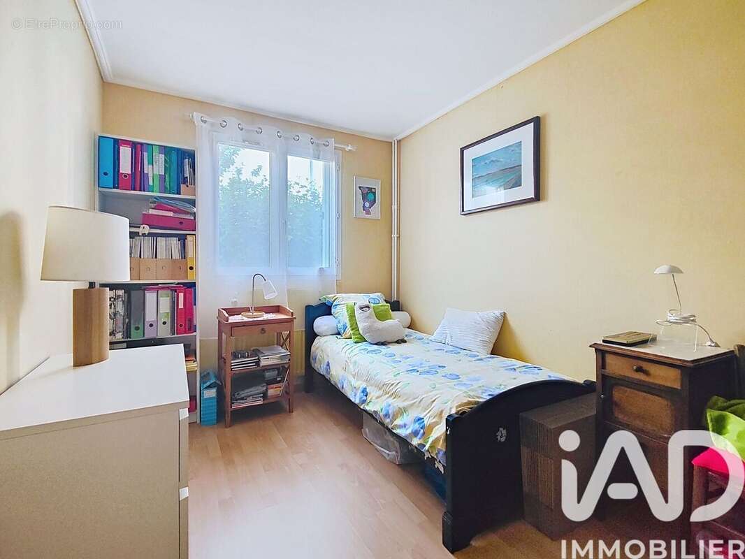 Appartement 69 m² à Maurepas  - photo 7