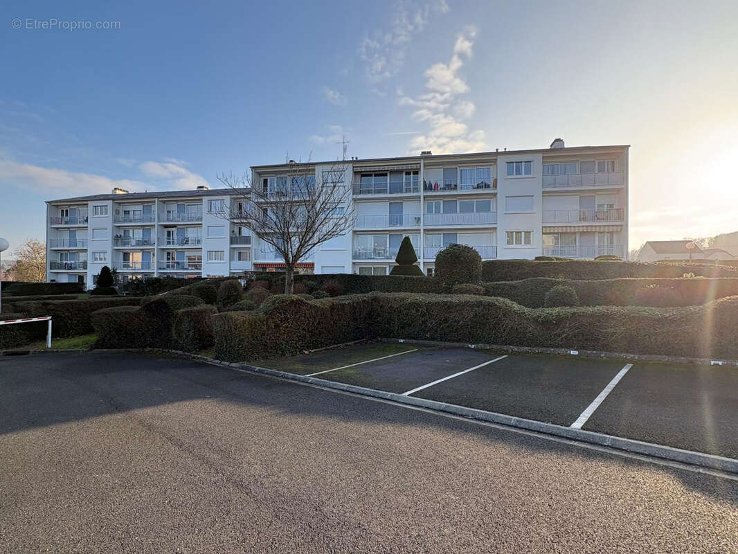 Appartement à DOURDAN