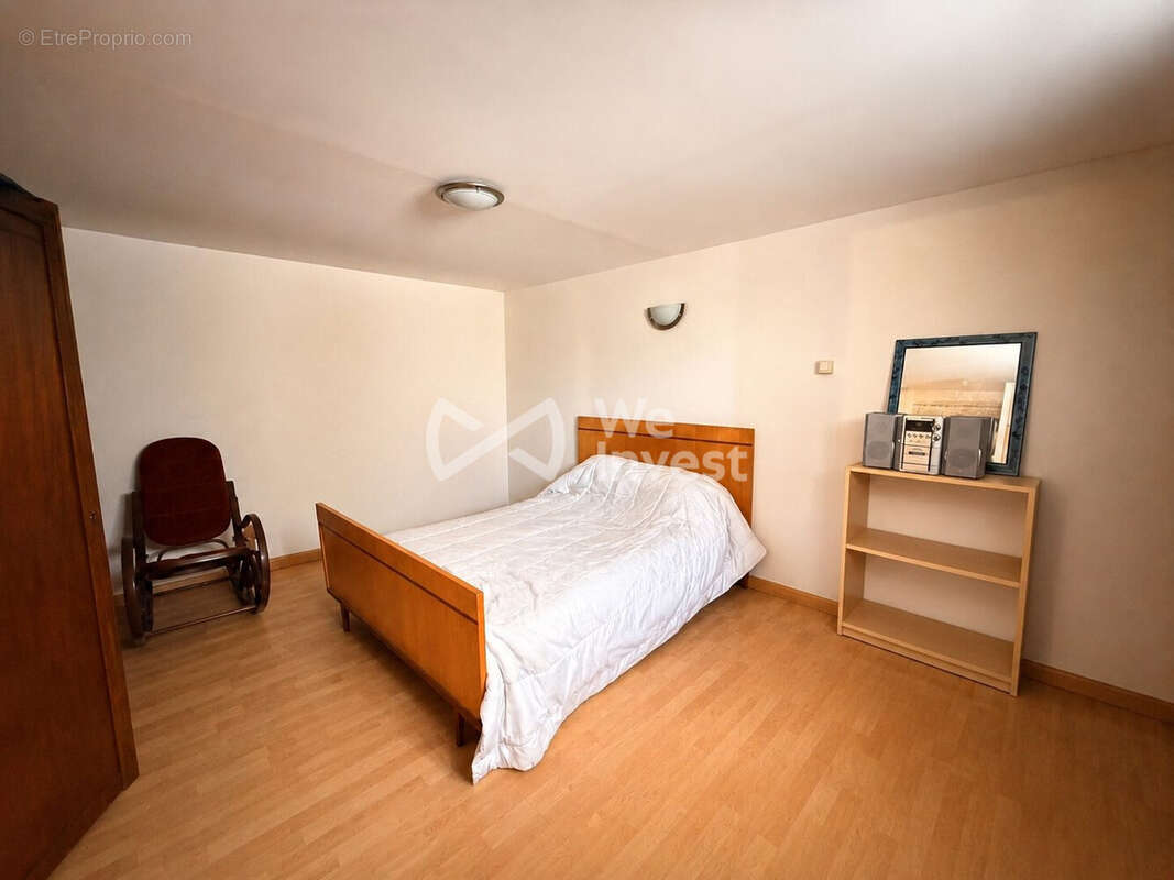 Maison 109 m² à Payrin-Augmontel  - photo 8