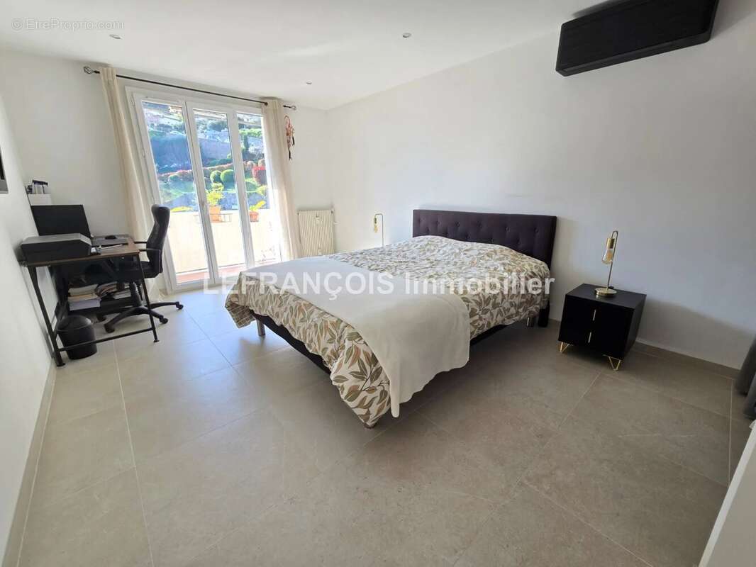 Appartement à GRASSE
