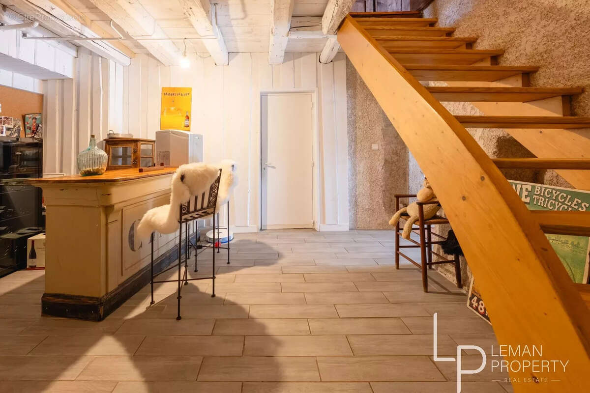 Maison à BELLECOMBE-EN-BAUGES