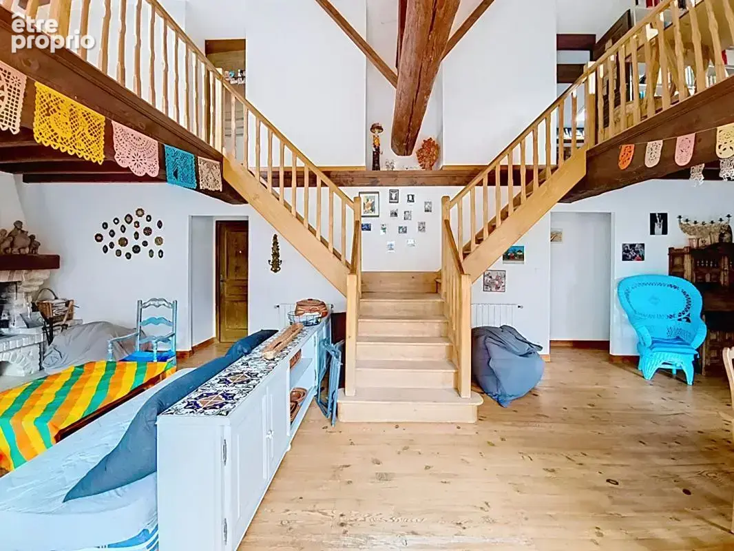 10 Mns Carcassonne - Ancienne longère de 240 m² avec séjour de 55 m², 178 m² d'annexes et terrain de plus de 3 000 m² - photo 6
