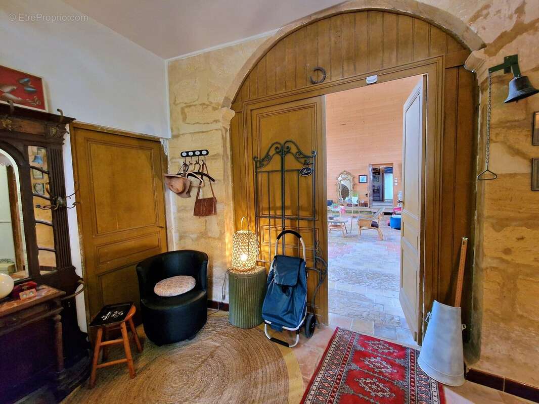 Opportunité rare et unique - Ancien temple historique - photo 6