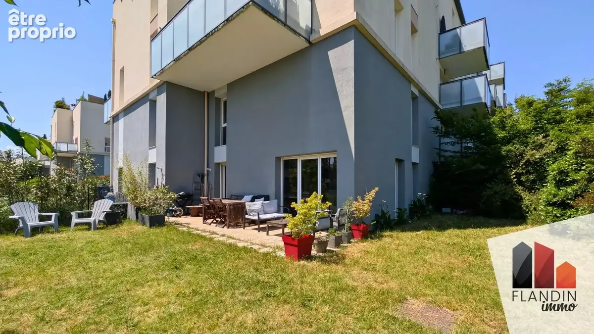 Appartement 81 m² à Vernaison  - photo 9