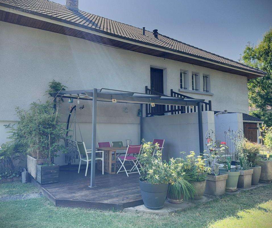 Maison à MAGNY-SUR-TILLE