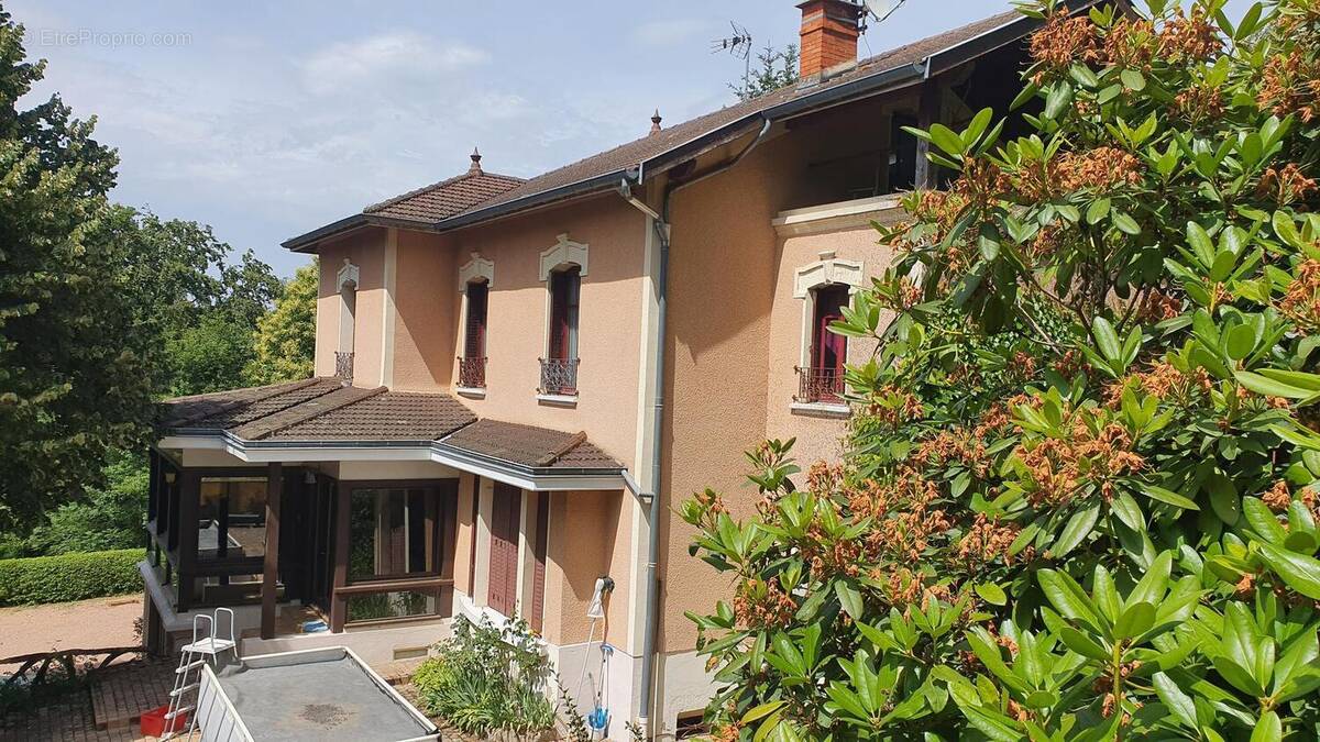 Photo 1 - Maison à COURS-LA-VILLE