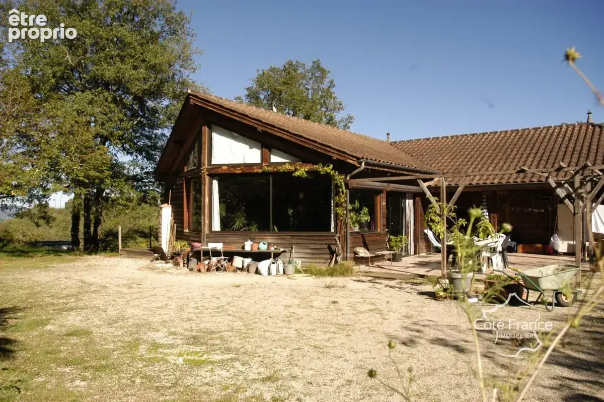 Maison avec belle vue, grand hangar et 4.3 ha terrain - photo 7
