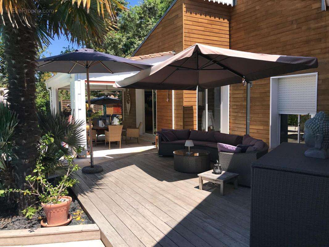 Maison à SAINT-MEDARD-EN-JALLES