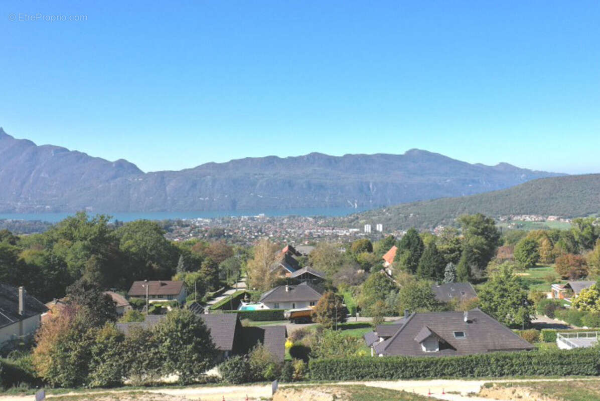 Terrain à AIX-LES-BAINS