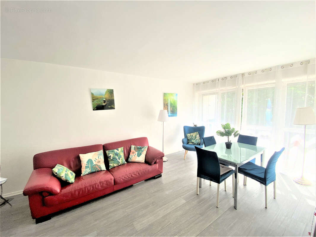 Appartement à ENGHIEN-LES-BAINS