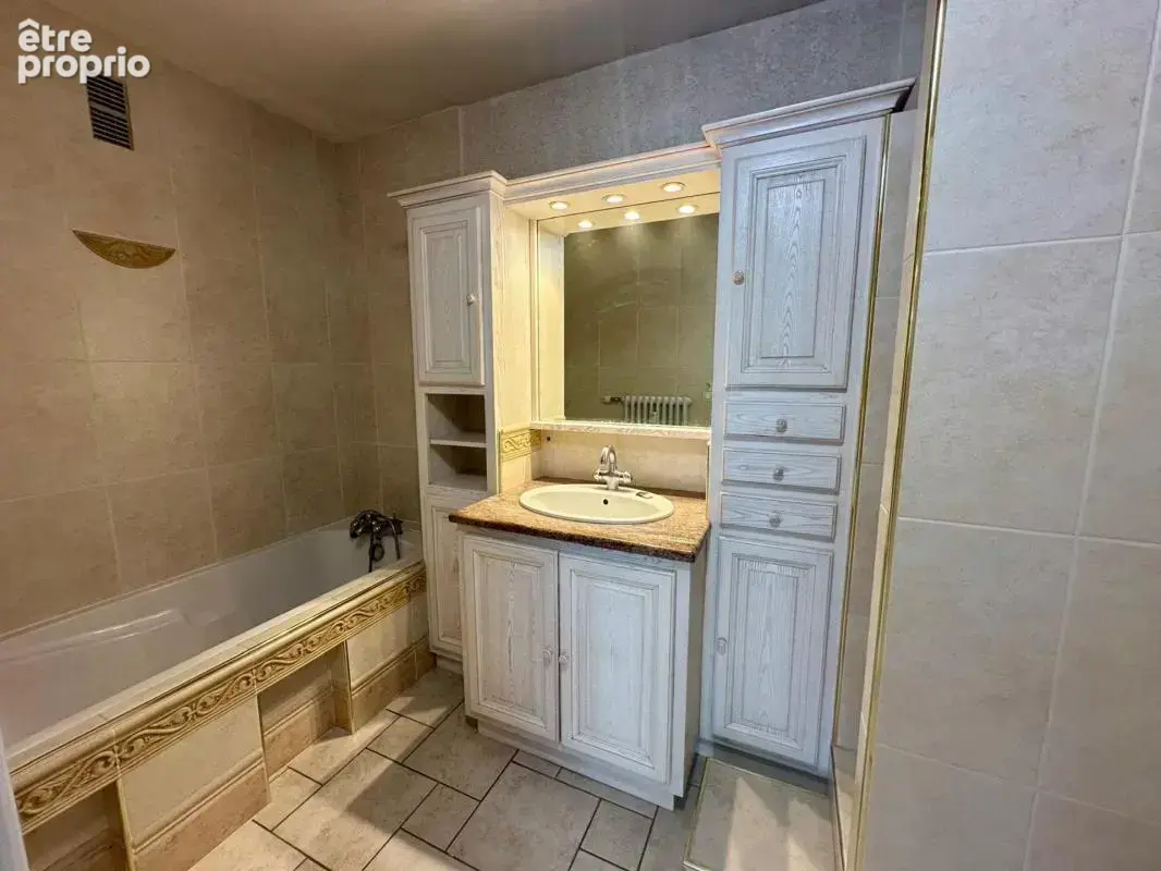 Appartement T4 de 80,58 m² – Avenue des Deux Fontaines, Metz Devant-les- Ponts - photo 8